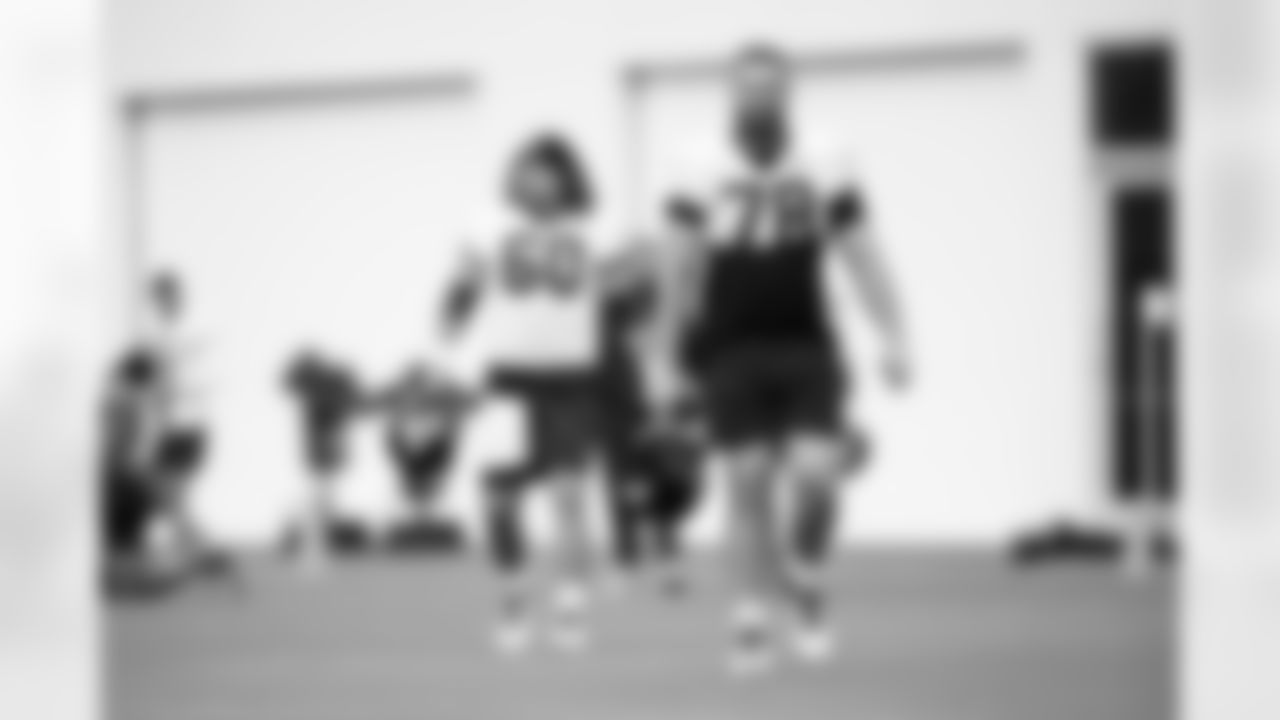 Jacksonville, Fla. — Jaguars offensive lineman Kilian Zierer (78) during practice at the Miller Electric Center on November 27, 2025.