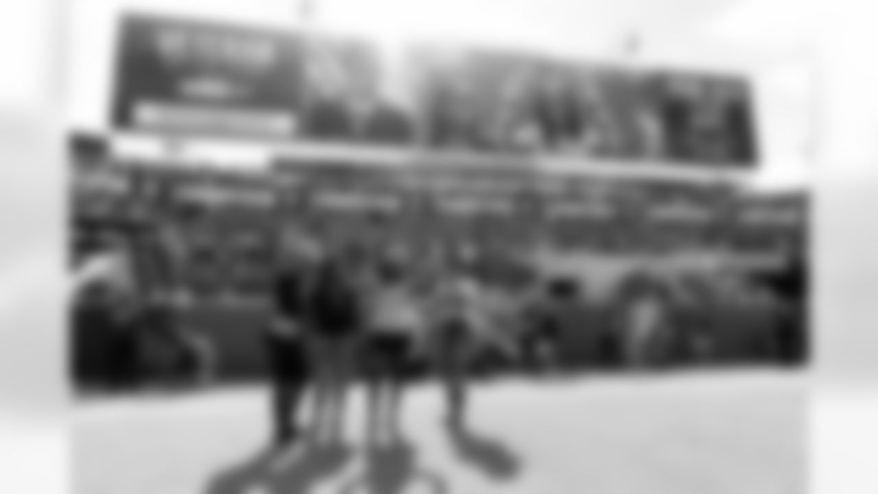 Jacksonville Jaguars vs Los Angeles Chargers