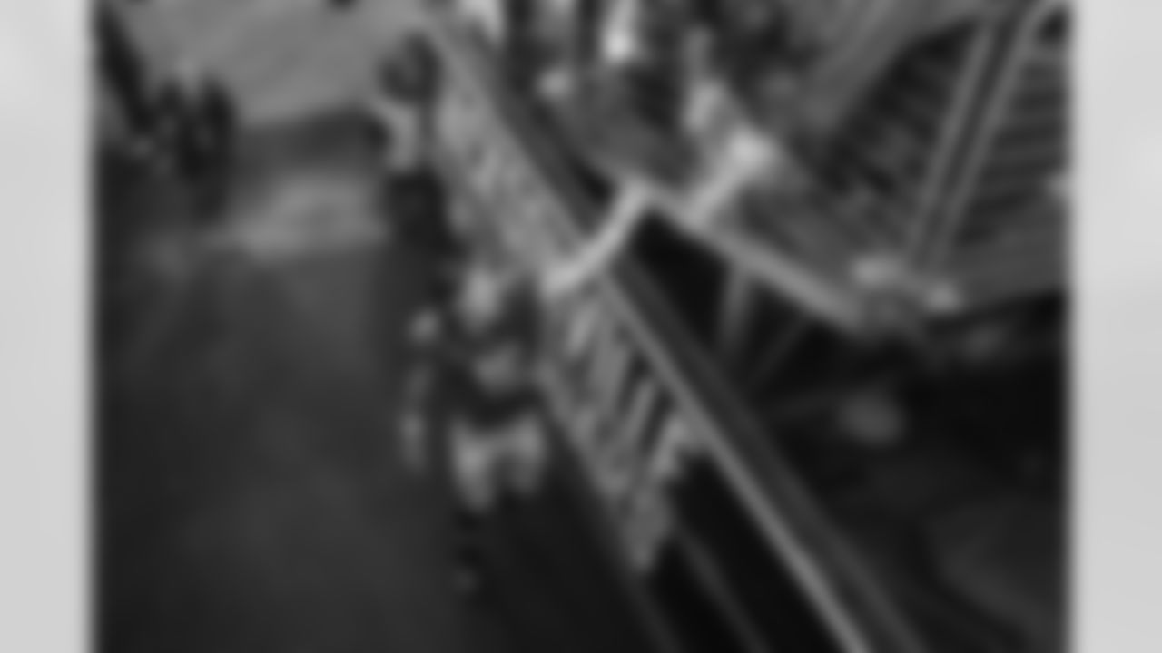 Jacksonville Jaguars vs Indianapolis Colts

QB Trevor Lawrence (16)