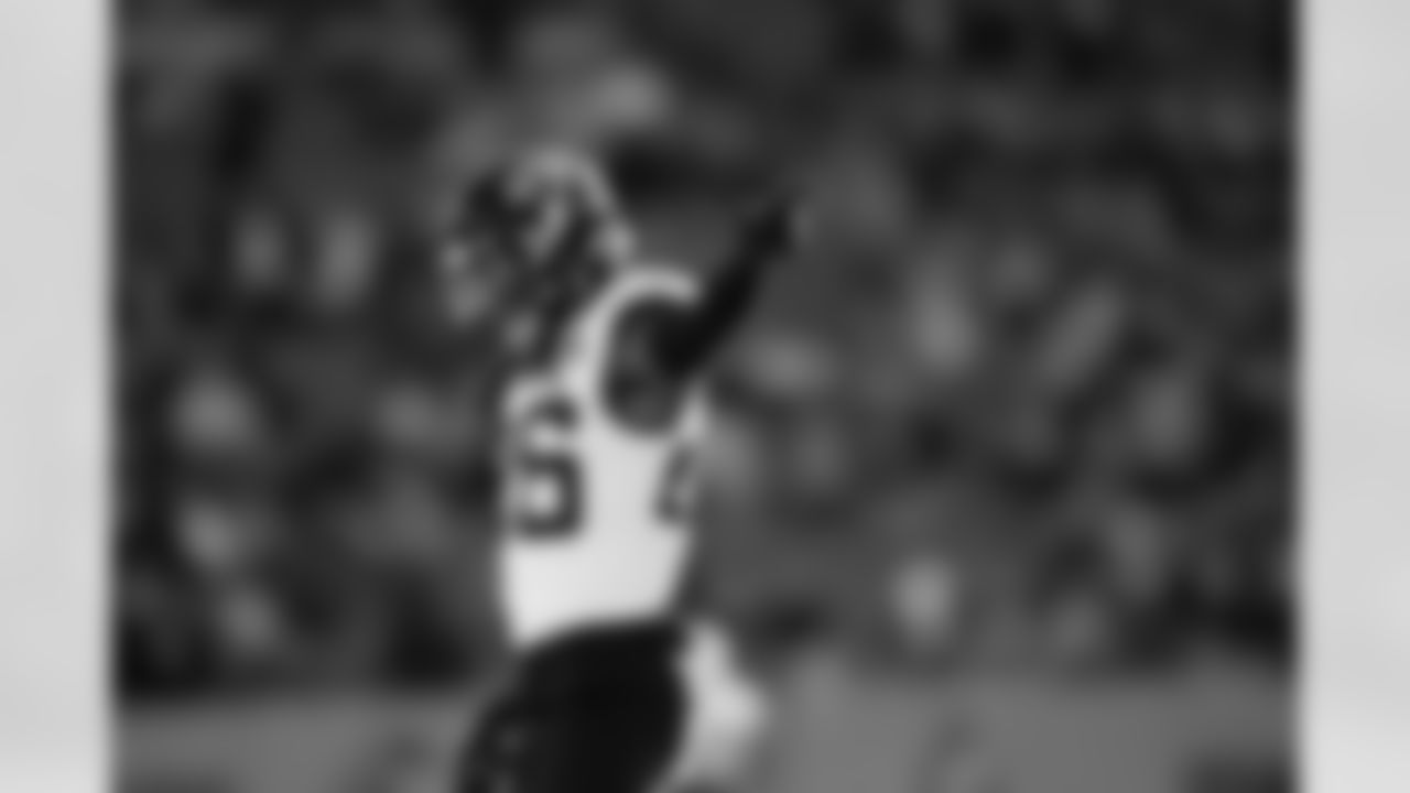 Jacksonville Jaguars vs Tennessee Titans

S Antonio Johnson (26)