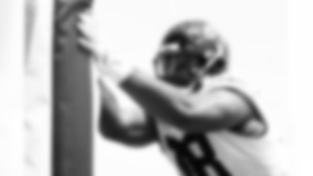 Jacksonville, Fla. — Jaguars defensive tackle Jordan Jefferson (98) during OTAs at the Miller Electric Center on May 19, 2025.