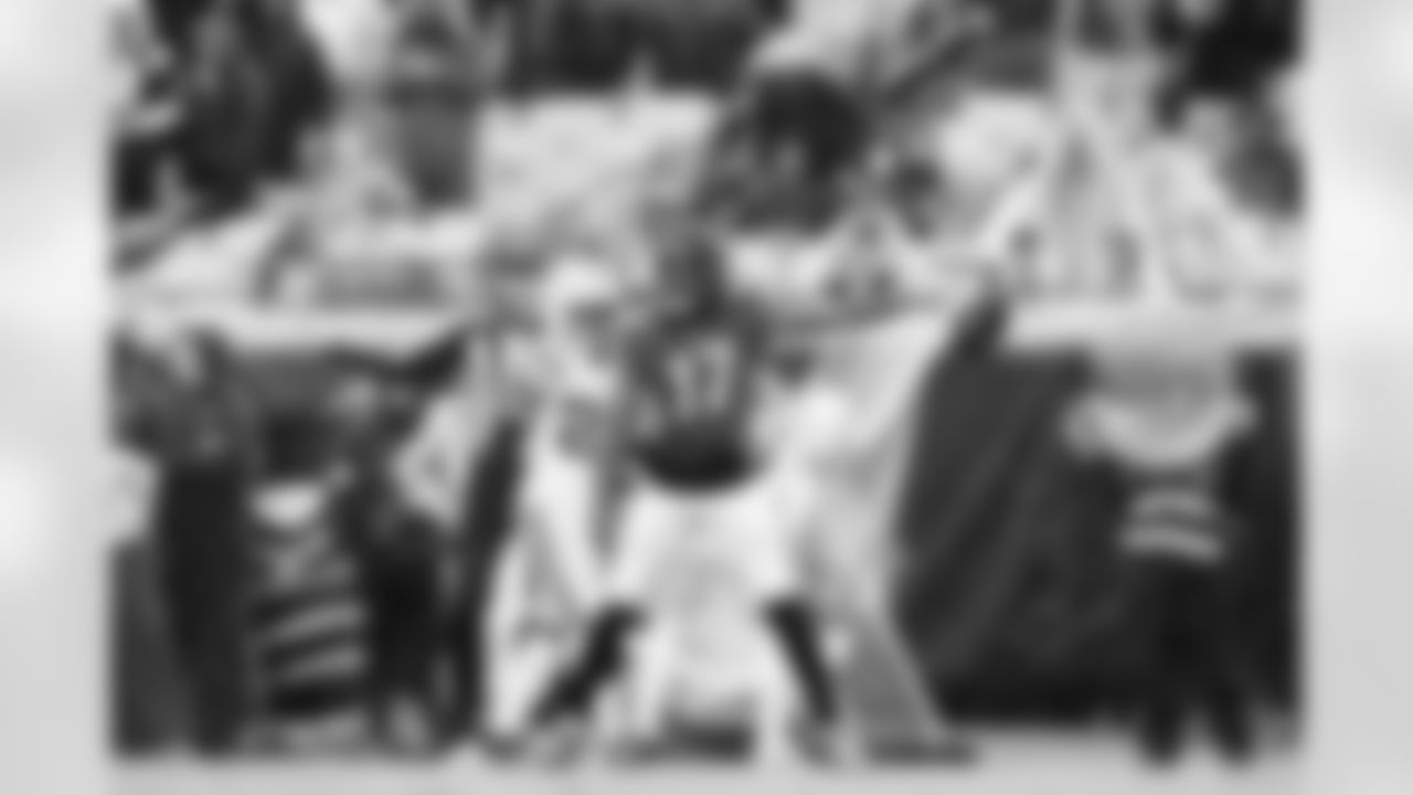 Jacksonville Jaguars vs Indianapolis Colts

WR Tim Patrick (17)