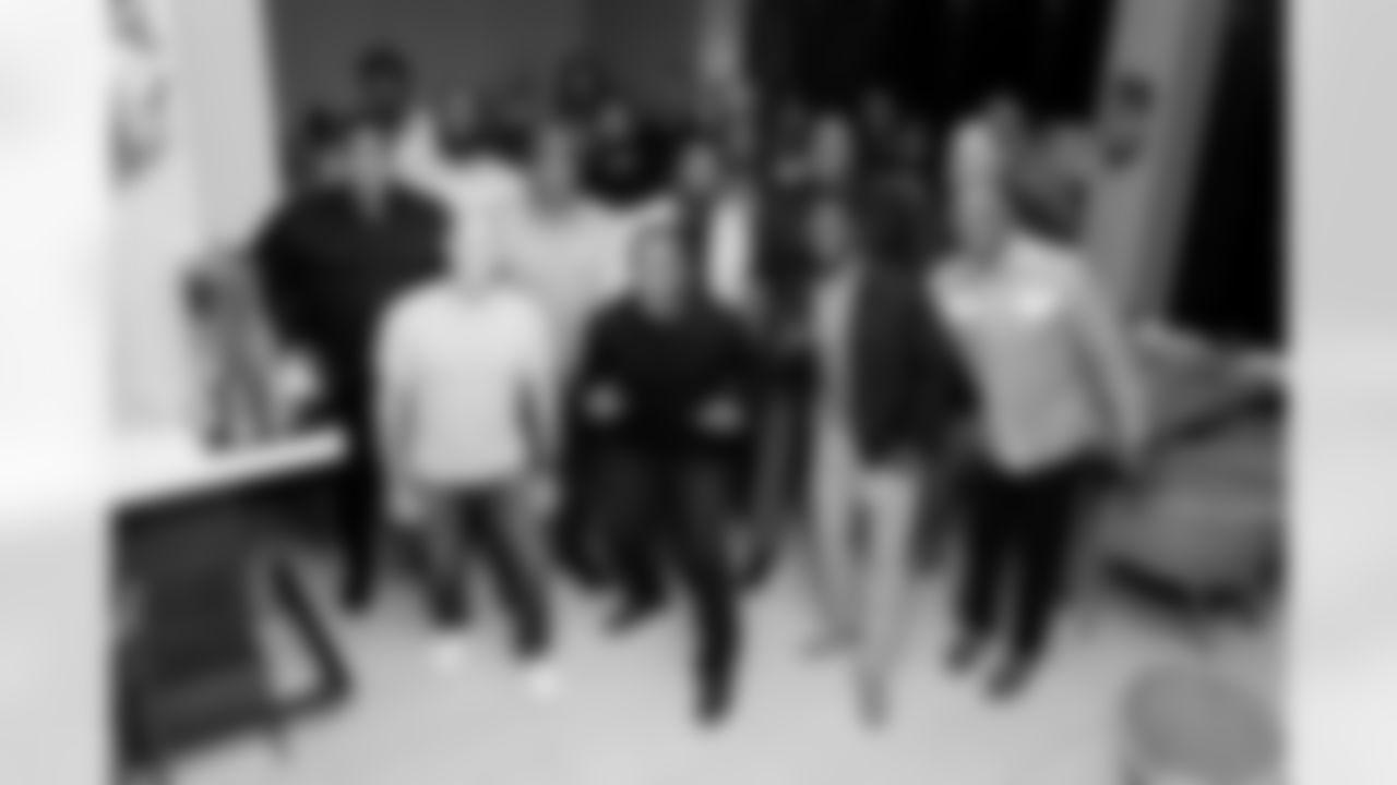 Jacksonville Beach, Fla. — Legends Weekend Friday Dinner at Sandbar Jax Bch on December 5, 2025.