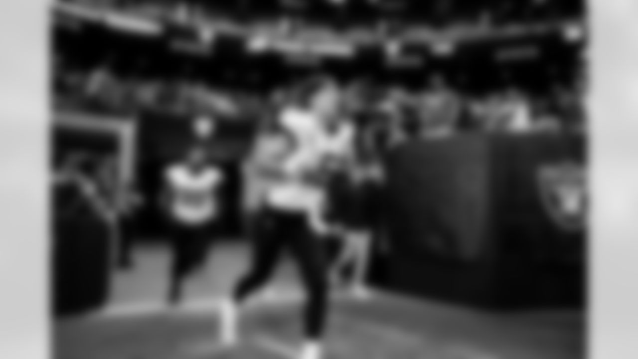 Jacksonville Jaguars vs Las Vegas Raiders

QB Trevor Lawrence (16)