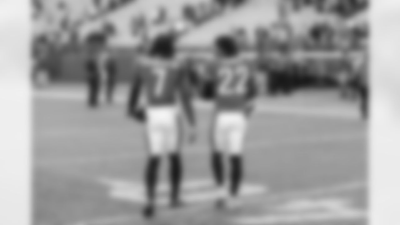 Jacksonville Jaguars vs. New York Jets
WR Brian Thomas Jr. (7) and CB Jarrian Jones (22)