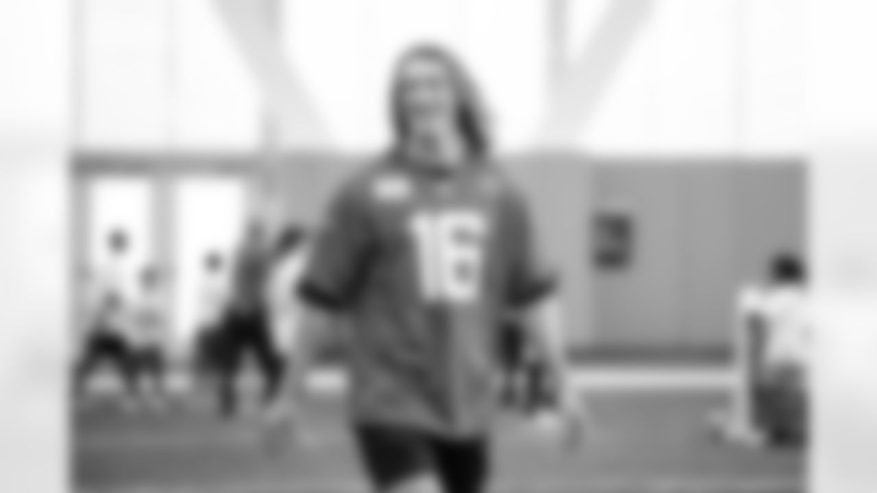 Jacksonville, Fla. – Touchdowns for Tomorrow Financial Education Football Camp hosted by EverBank at Flex Field on November 12, 2024.