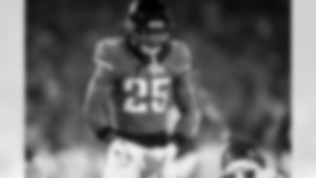 Jacksonville Jaguars vs Kansas City Chiefs
S Rayuan Lane III (25)