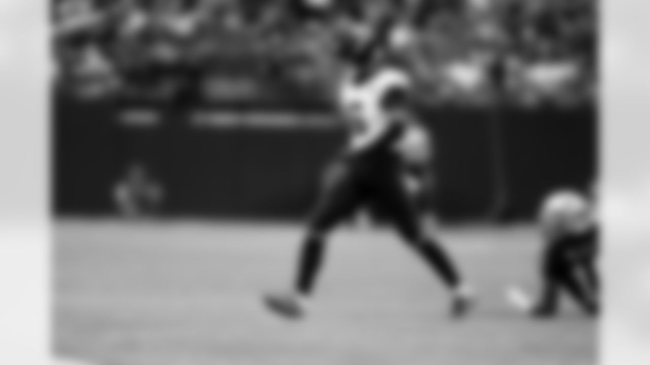 Jacksonville Jaguars vs Las Vegas Raiders

CB Greg Newsome II (6)