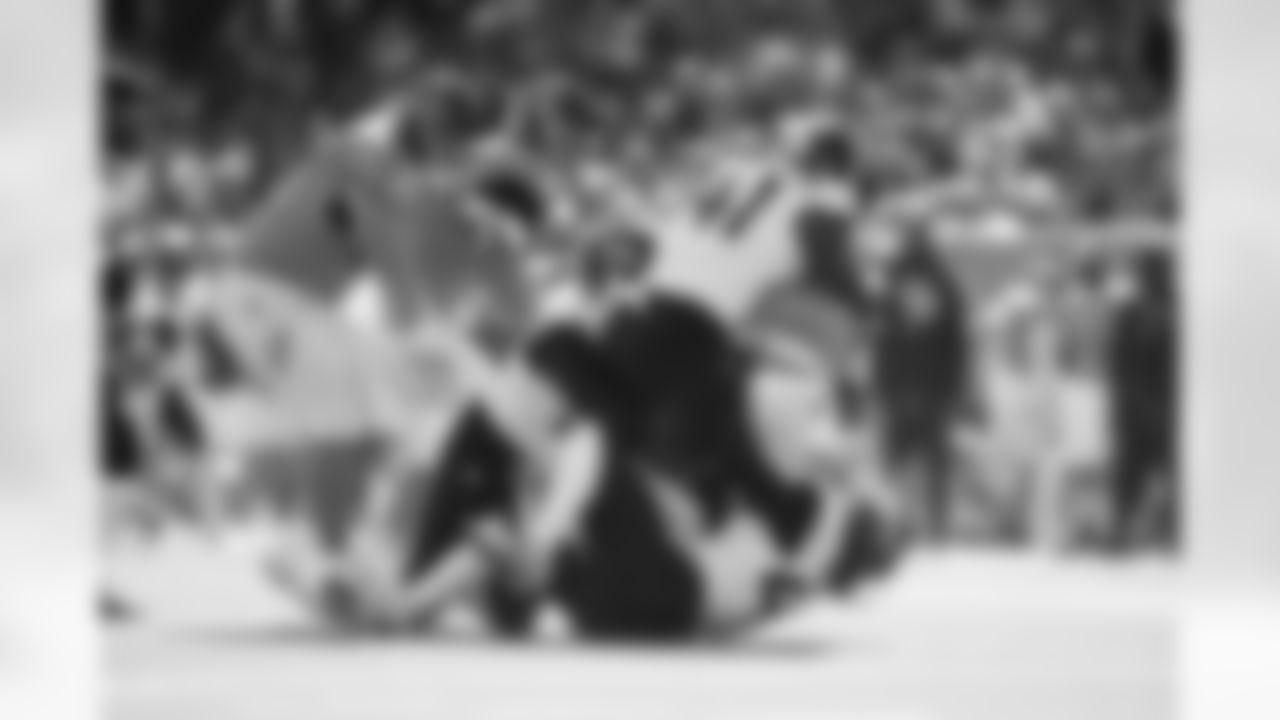 Jacksonville Jaguars vs Tennessee Titans

DE Josh Hines-Allen (41) and LB Dennis Gardeck (47)