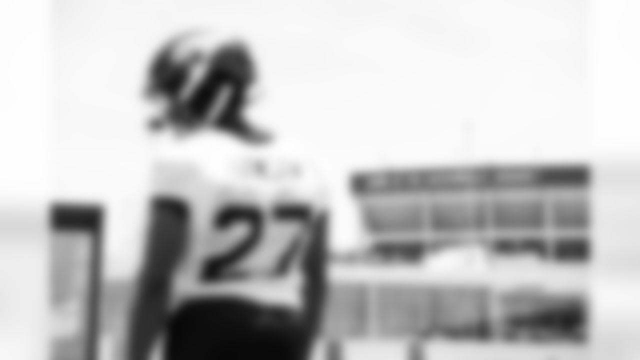 Jacksonville, Fla. — Jaguars defensive back Caleb Ransaw (27) during OTAs at the Miller Electric Center on May 19, 2025.