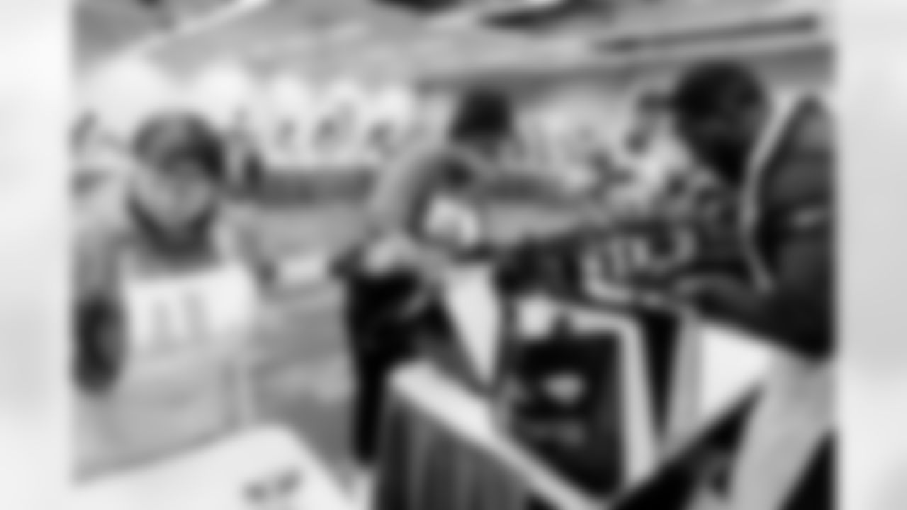 Jacksonville, Fla. — Florida Blue Senior Meal Distribution on November 24, 2025.