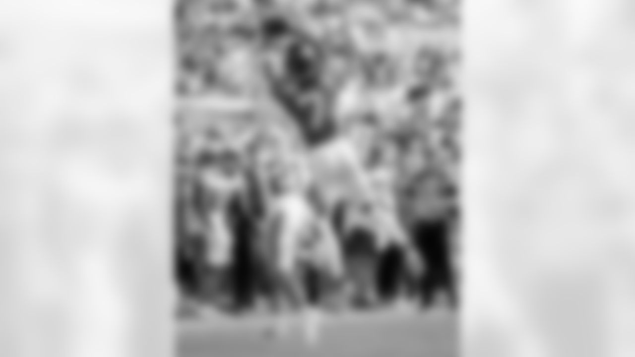 Jacksonville Jaguars vs Carolina Panthers

WR Brian Thomas Jr. (7)