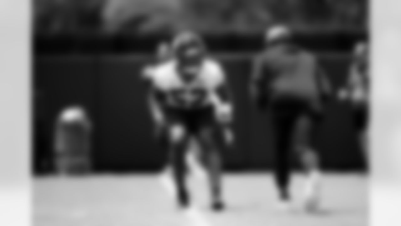 Jacksonville, Fla. — Jaguars linebacker Jalen McLeod (53) during rookie minicamp at the Miller Electric Center on May 9, 2025.