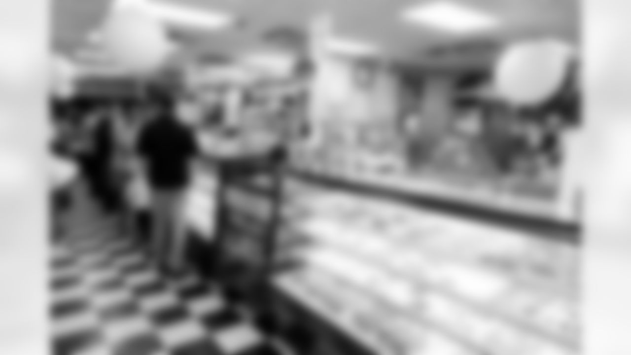 Jacksonville, Fla. — Jacksonville Jaguars Playoff Prowl at Cinotti's Bakery Sandwich Shop in Jacksonville Beach January 9, 2026