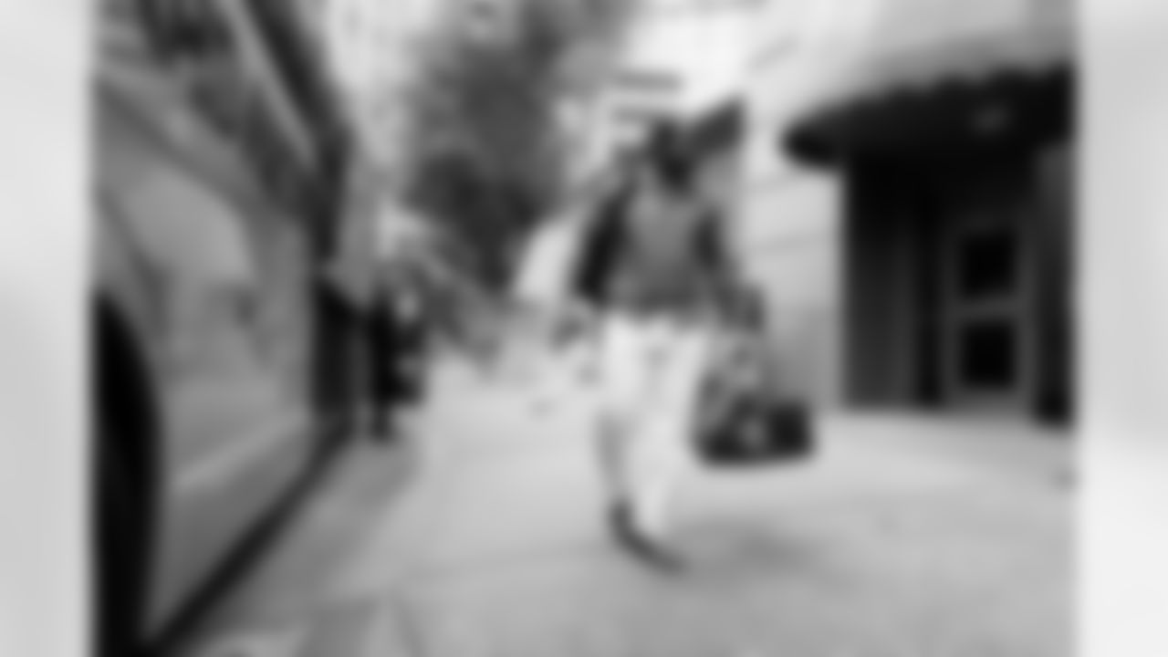 Jacksonville Jaguars vs Arizona Cardinals

DL B.J. Green II