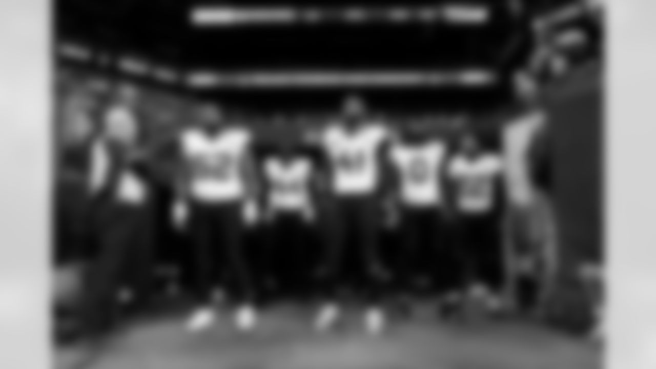 Jacksonville Jaguars vs. Indianapolis Colts

DT DaVon Hamilton (52) and DE Josh Hines-Allen (41)