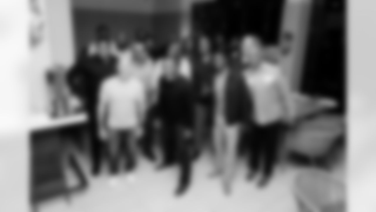 Jacksonville Beach, Fla. — Legends Weekend Friday Dinner at Sandbar Jax Bch on December 5, 2025.