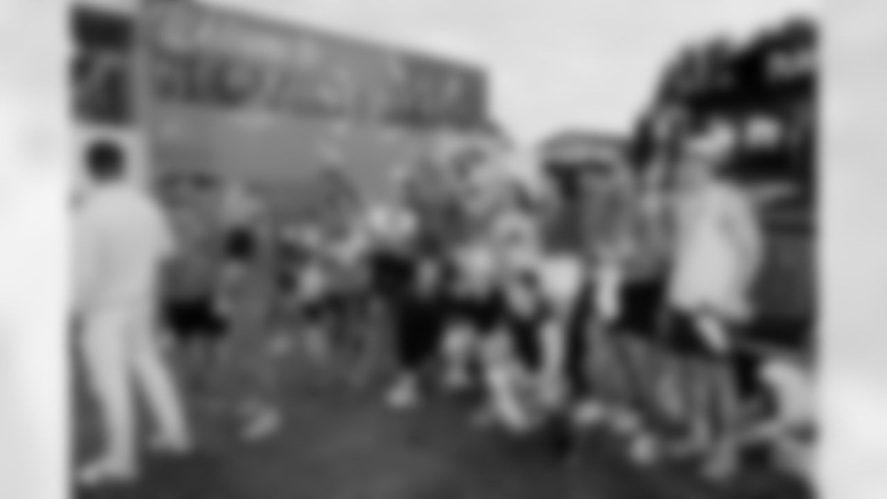 Jacksonville, Fla. — Jacksonville Jaguars Playoff Prowl at Neptune Run Crew in Neptune Beach on January 9, 2026