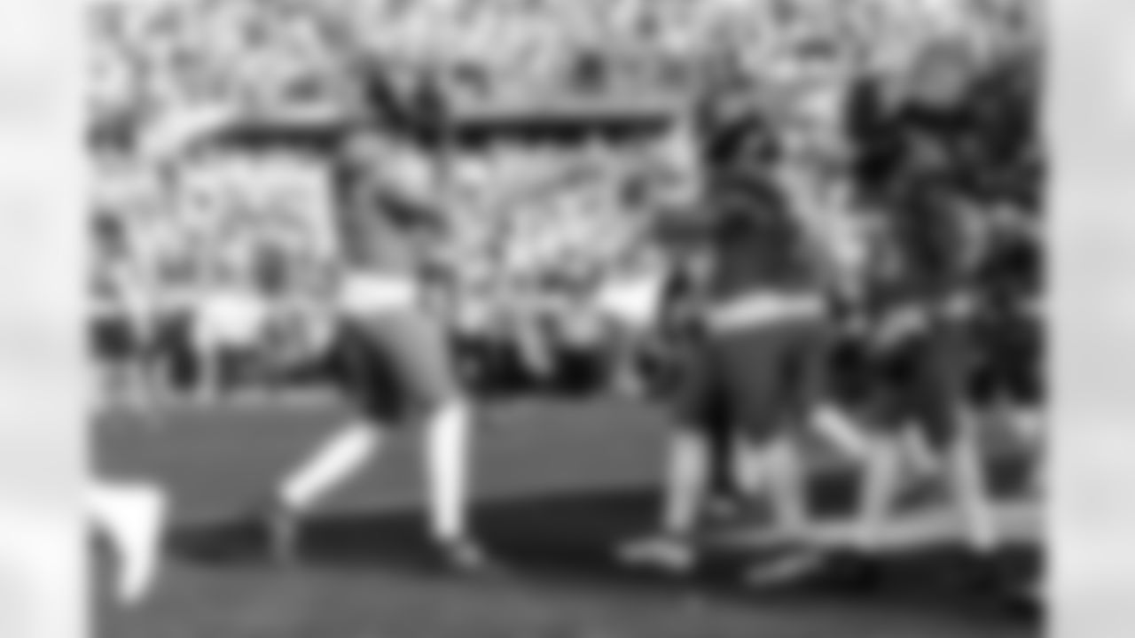 Jacksonville Jaguars vs Buffalo Bills
WR Tim Patrick (17) and WR Parker Washington (11)