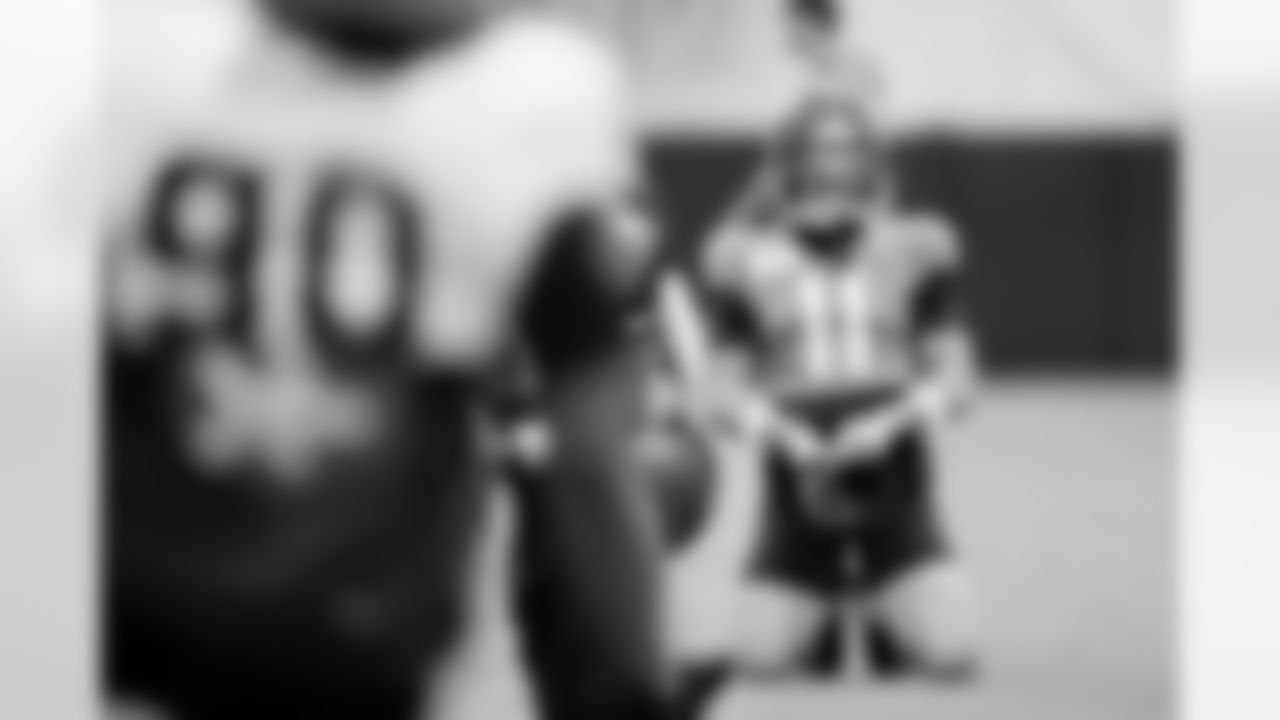 Jacksonville, Fla. — Jaguars wide receiver Parker Washington (11) during practice at the Miller Electric Center on December 4, 2025.