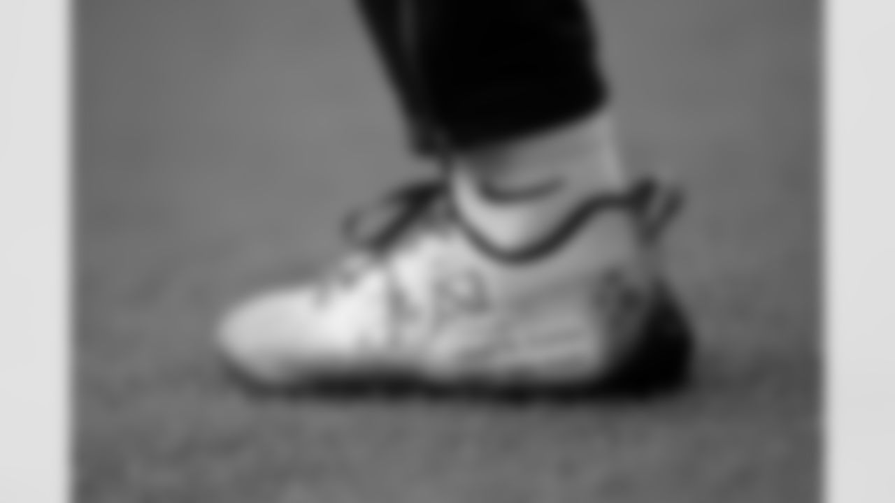 Jacksonville, Fla. — Jaguars safety Andrew Wingard (42) during practice at the Miller Electric Center on November 27, 2025.