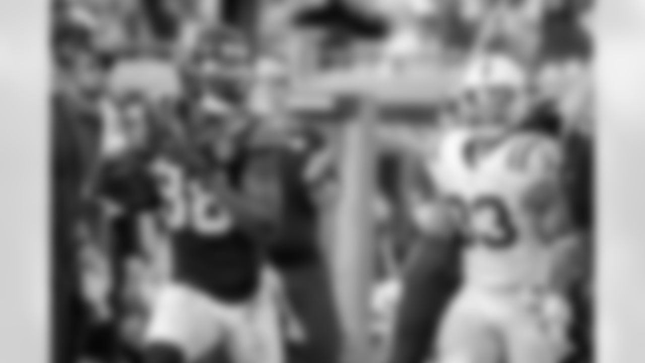 Jacksonville Jaguars wide receiver Allen Hurns (88) runs for a touchdown during the second half of an NFL football game against the Indianapolis Colts, Sunday, Dec. 13, 2015, in Jacksonville, Fla. Jacksonville defeated the Colts 51-16. (AP Photo/Stephen B. Morton)