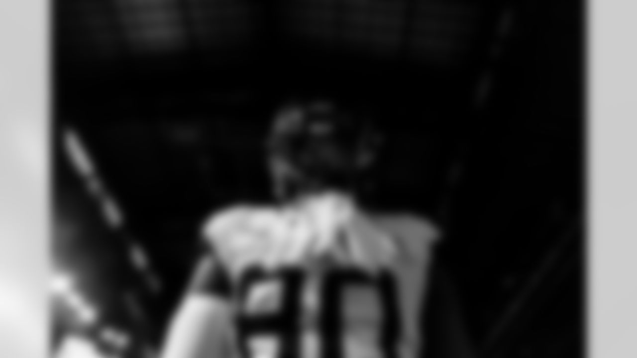 Jacksonville Jaguars vs. Indianapolis Colts

TE Quintin Morris (80)