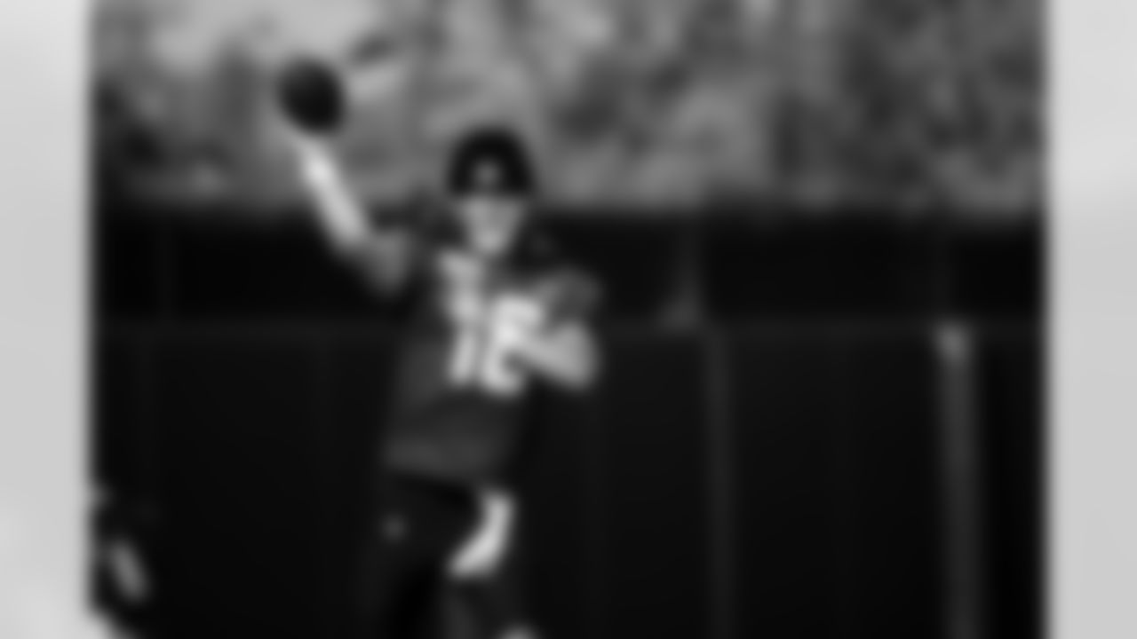 Jacksonville, Fla. — Jaguars quarterback Trevor Lawrence (16) during training camp at the Miller Electric Center on July 28, 2025.