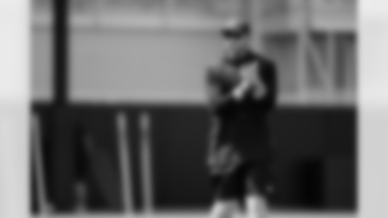 Jacksonville, Fla. — Jaguars head coach Liam Coen during practice at the Miller Electric Center on September 10, 2025.