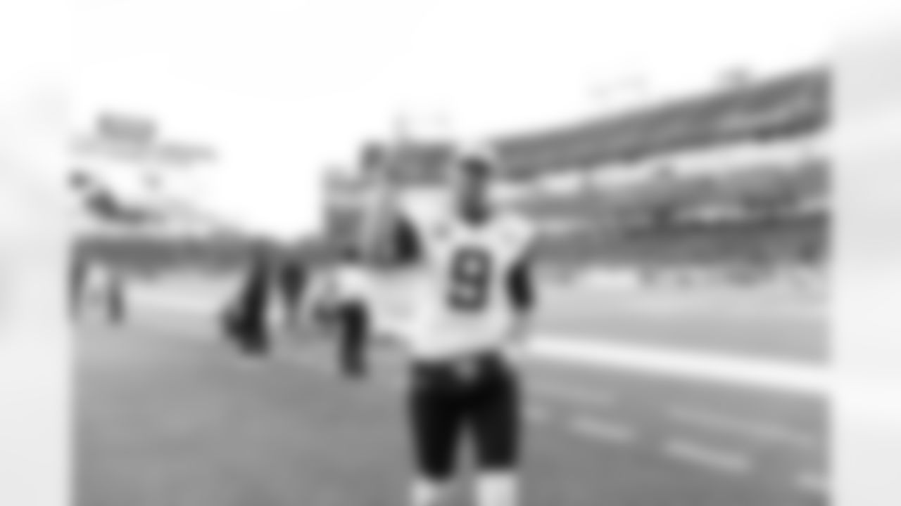 Jacksonville Jaguars vs Tennessee Titans

P Logan Cooke (9)