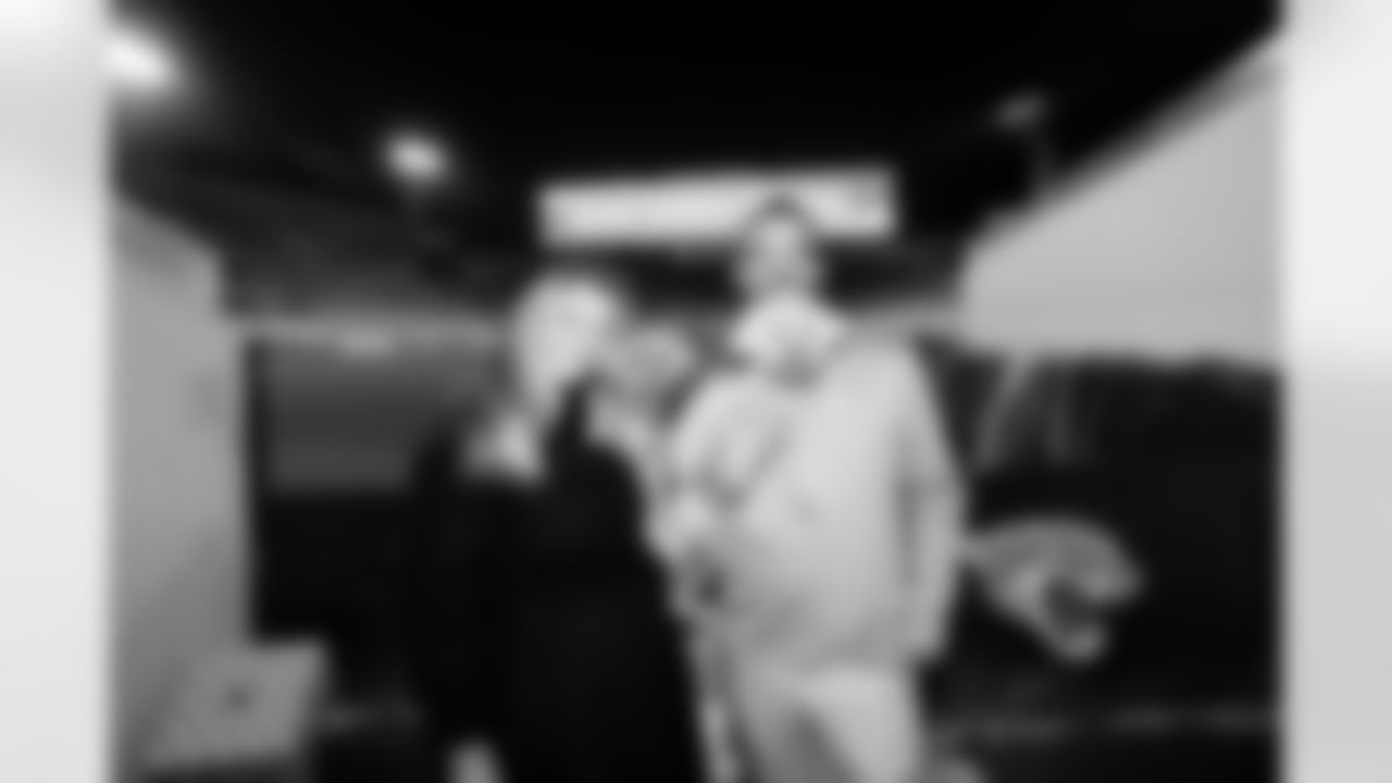 2023_1212_FanClubHolidayPawty_04