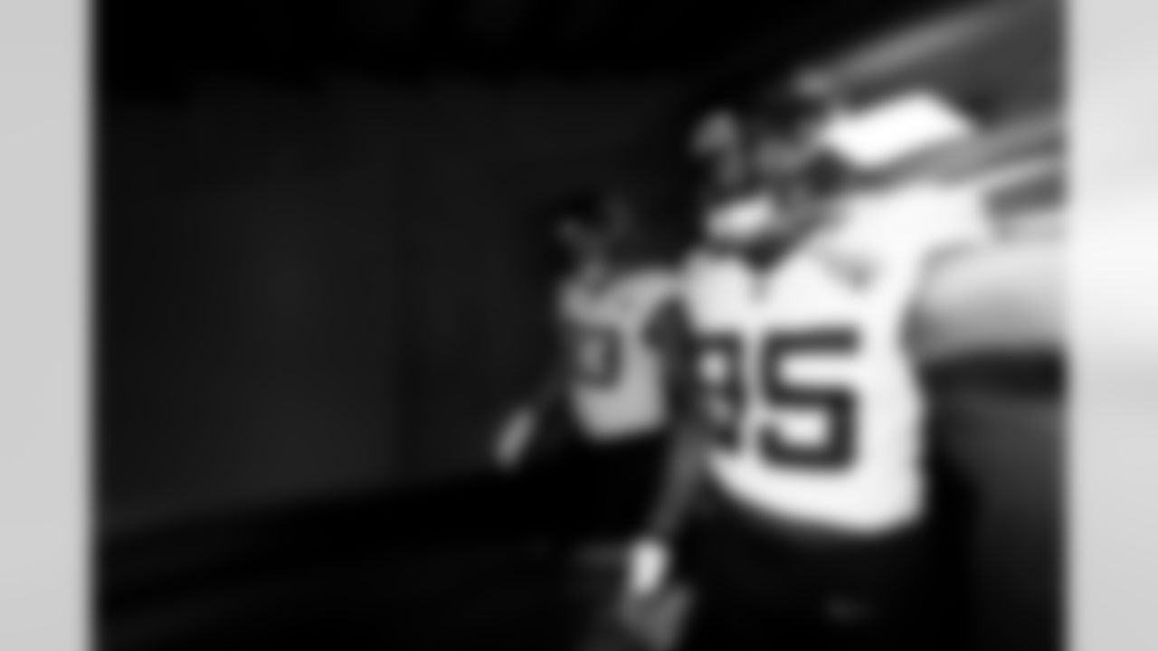 Jacksonville Jaguars vs Indianapolis Colts

DL B.J. Green II (95)