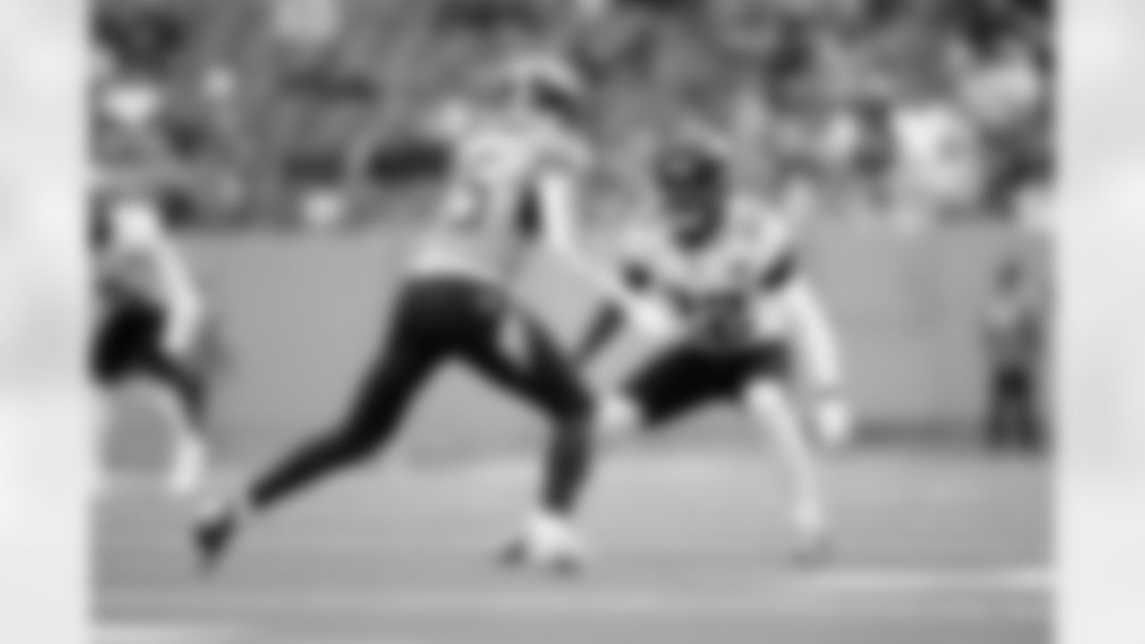 Jacksonville Jaguars vs. Tennessee Titans

CB Jarrian Jones (22)