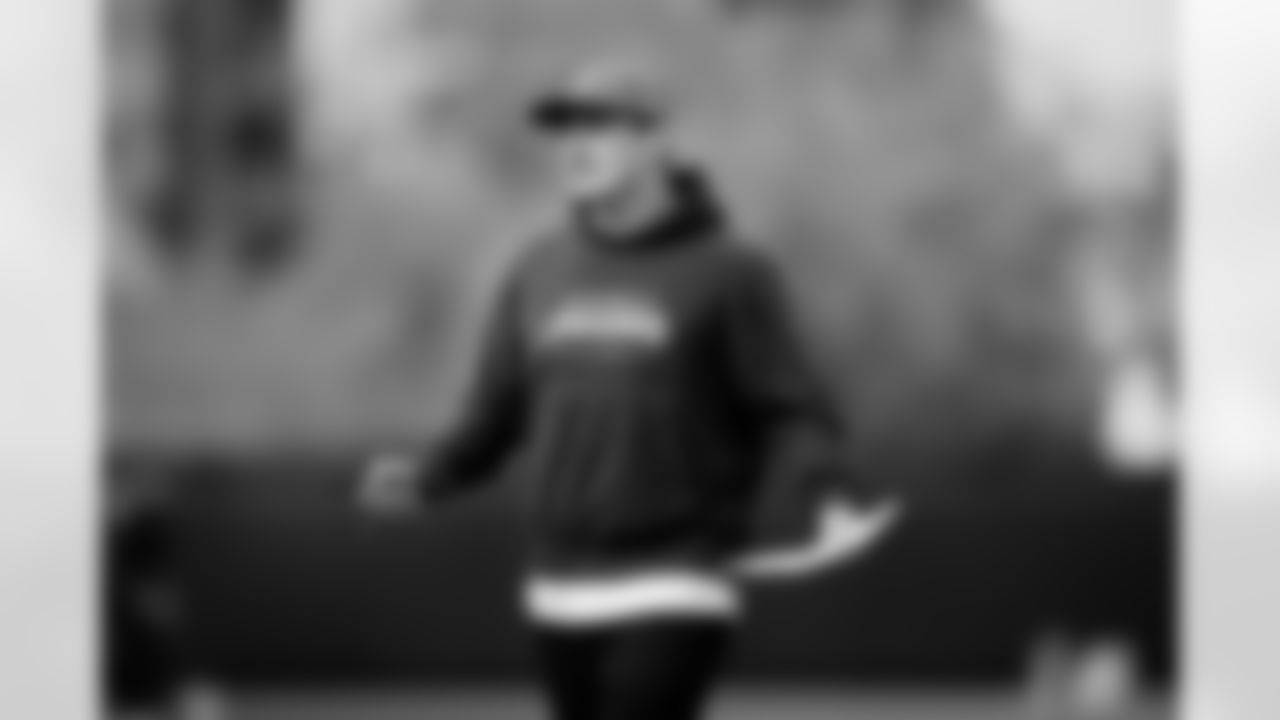 Jacksonville, Fla. — Jaguars offensive coordinator Grant Udinski during practice at the Miller Electric Center on December 3, 2025.