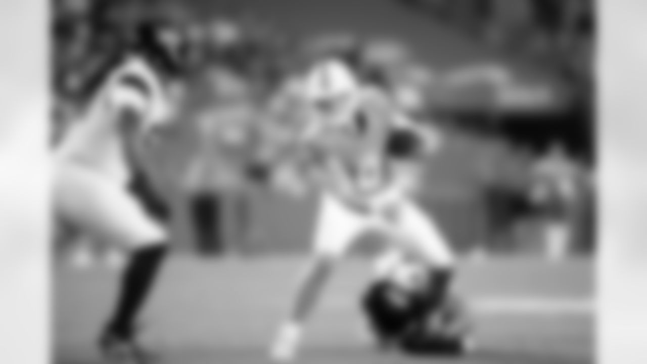 Jacksonville Jaguars vs Miami Dolphins
LB Jack Kiser (54)