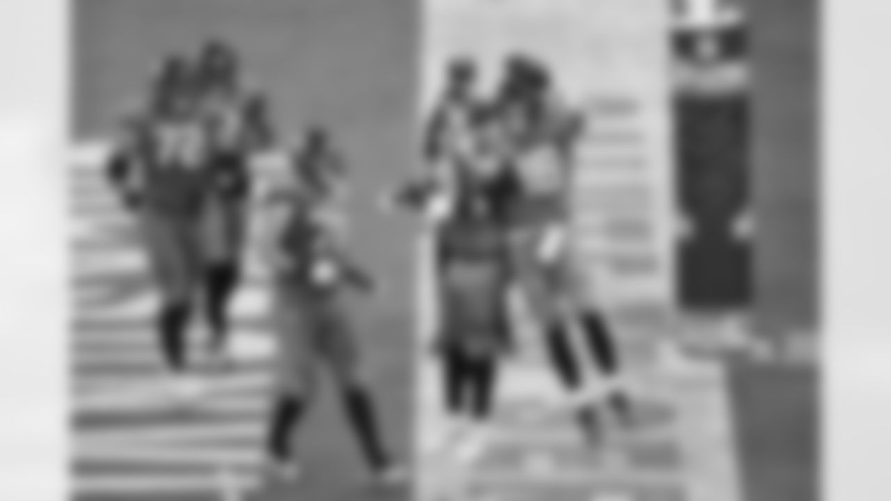 Jacksonville Jaguars vs Los Angeles Chargers
OL Cole Van Lanen (70) and QB Trevor Lawrence (16)