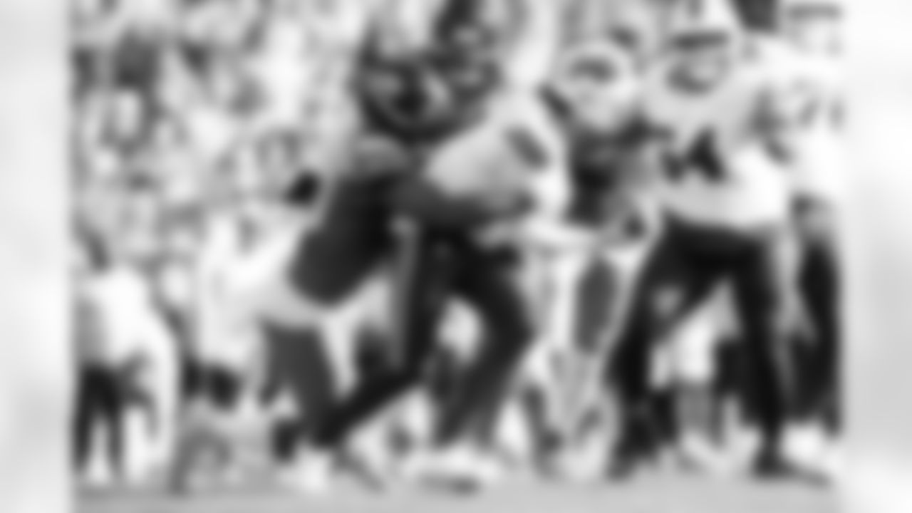 Jacksonville Jaguars vs Buffalo Bills

DE Josh Hines-Allen (41)