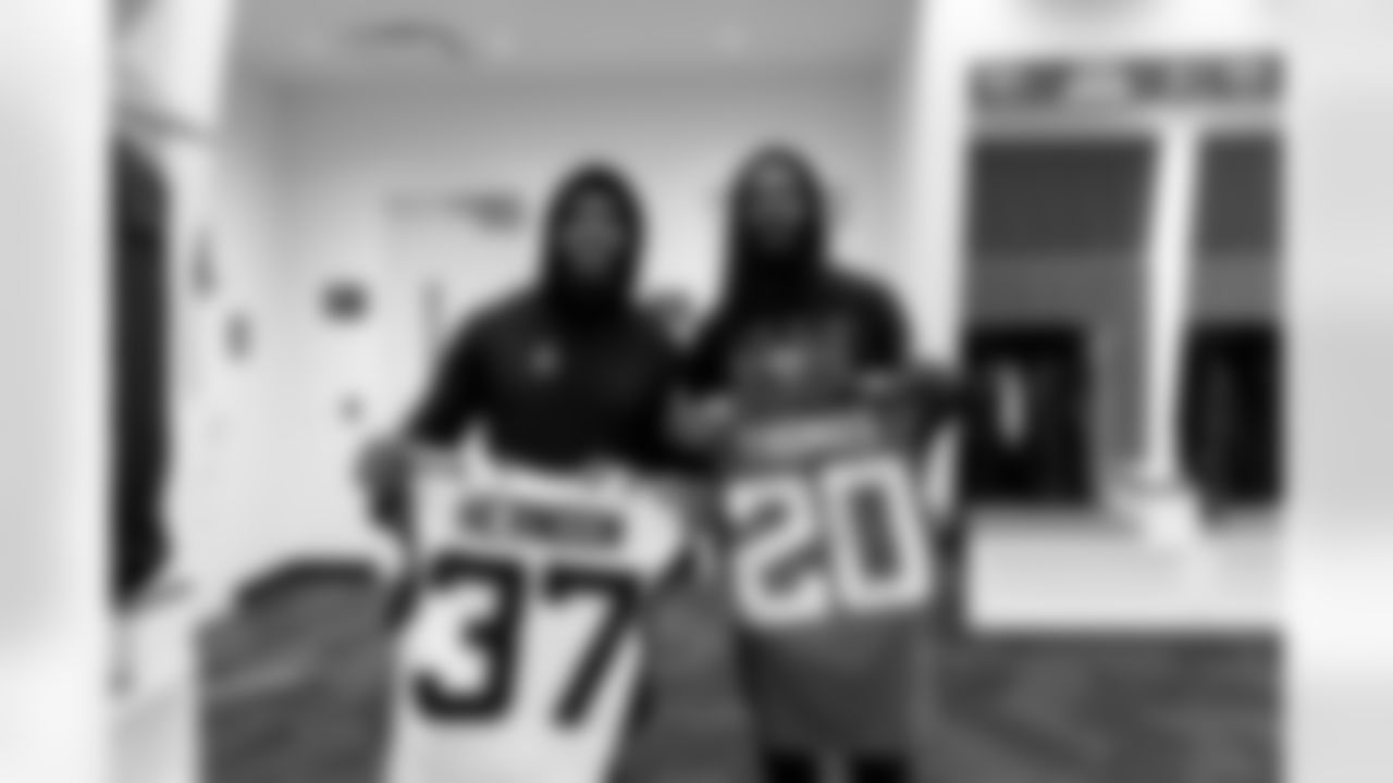 S Daniel Thomas and CB Tre Herndon