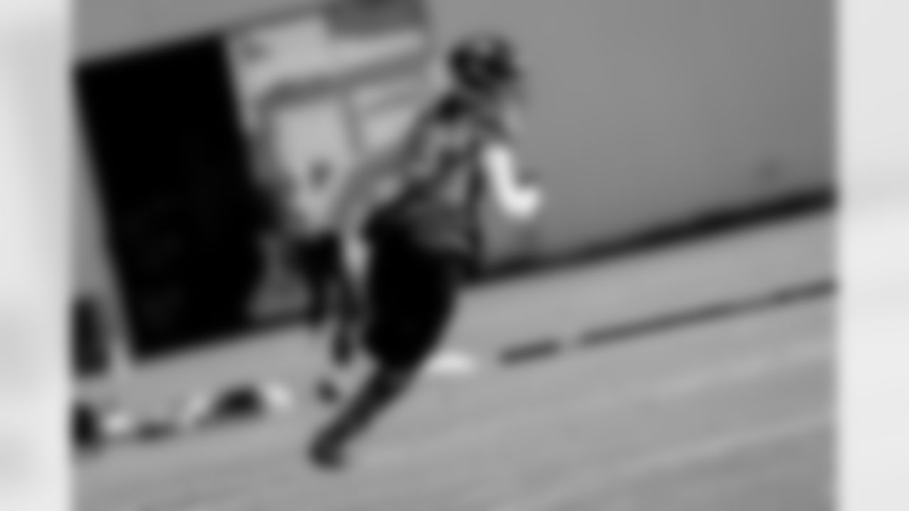 Jacksonville, Fla. — Jaguars wide receiver Jakobi Meyers (3) during practice at the Miller Electric Center on January 1, 2026.