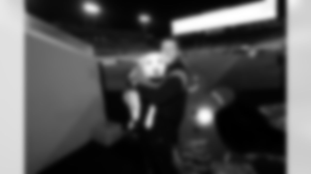 2023_1212_FanClubHolidayPawty_53