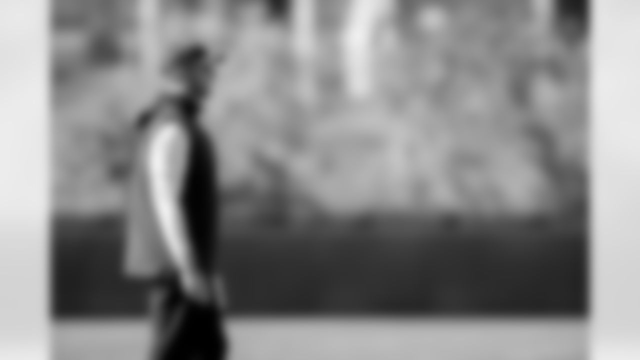 Jacksonville, Fla. — Jaguars head coach Liam Coen during practice at the Miller Electric Center on January 1, 2026.