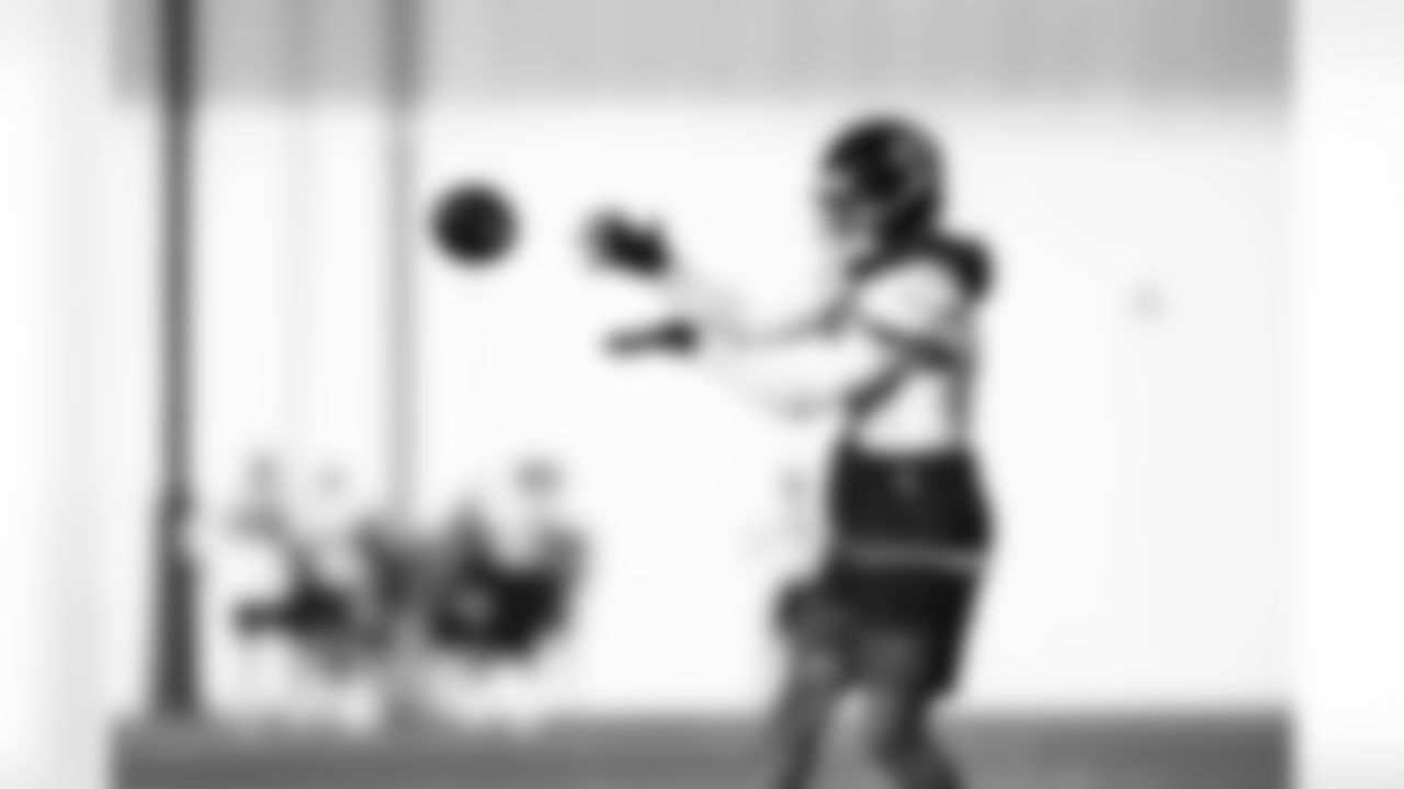 Jacksonville, Fla. — Jaguars wide receiver Jakobi Meyers (3) during practice at the Miller Electric Center on December 25, 2025.