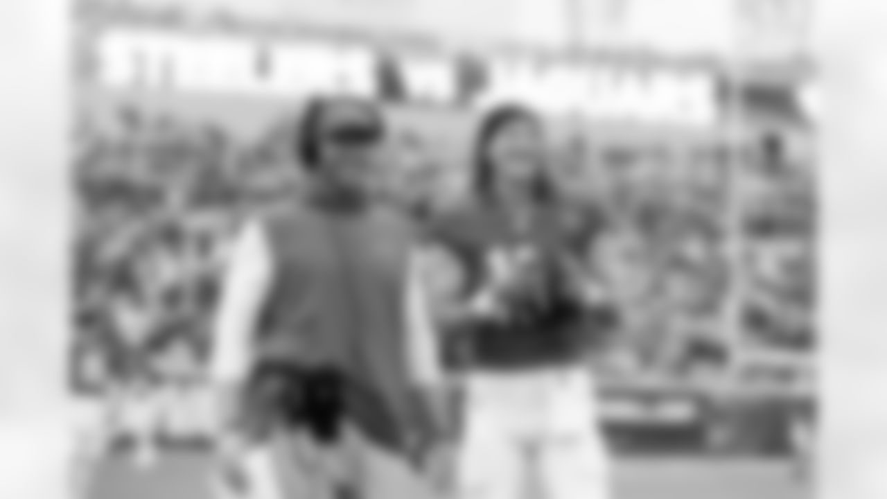 Jacksonville Jaguars vs. Pittsburgh Steelers
QB Trevor Lawrence (16) and HC Liam Coen
