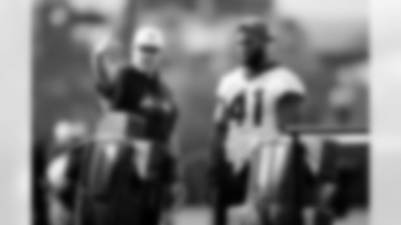 Jacksonville, Fla. — Jaguars defensive end Josh Hines-Allen (41) during practice at the Miller Electric Center on December 3, 2025.