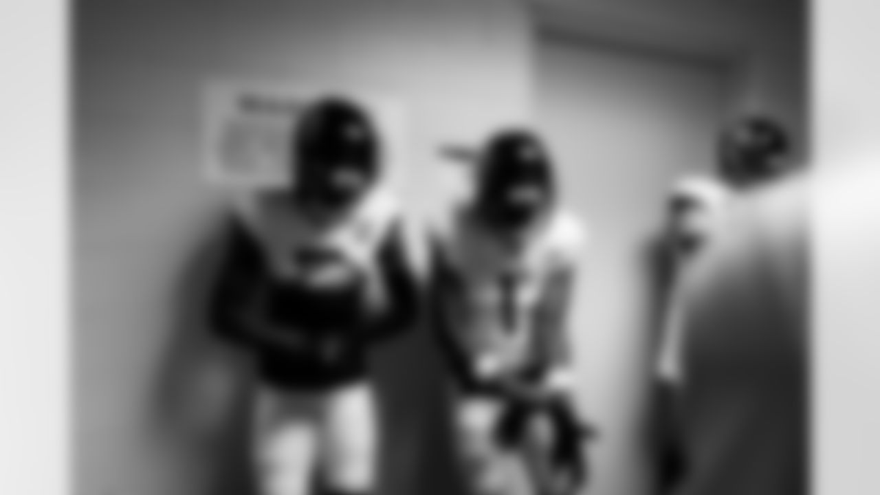 Jacksonville Jaguars vs Denver Broncos

WR Brian Thomas Jr. (7) and RB Travis Etienne Jr. (1)