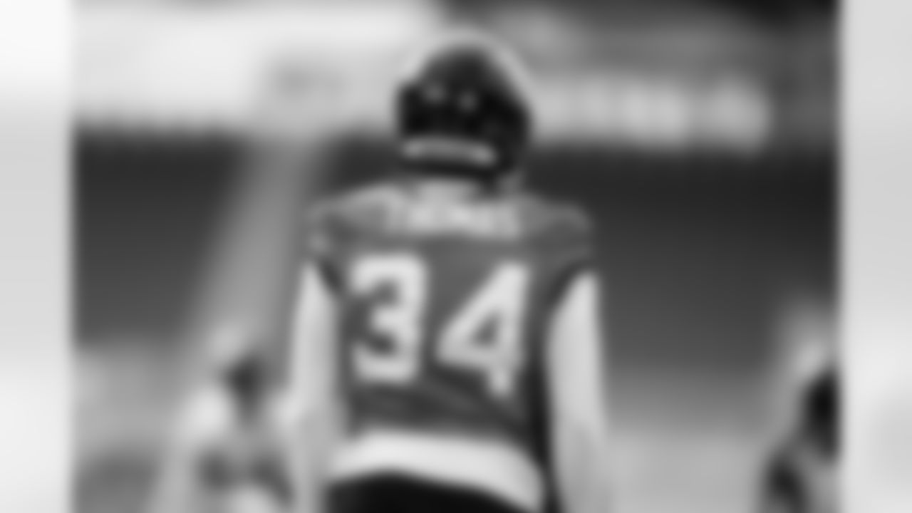 Jacksonville, Fla. — Jaguars safety Trevian Thomas (34) during practice at the Miller Electric Center on November 27, 2025.