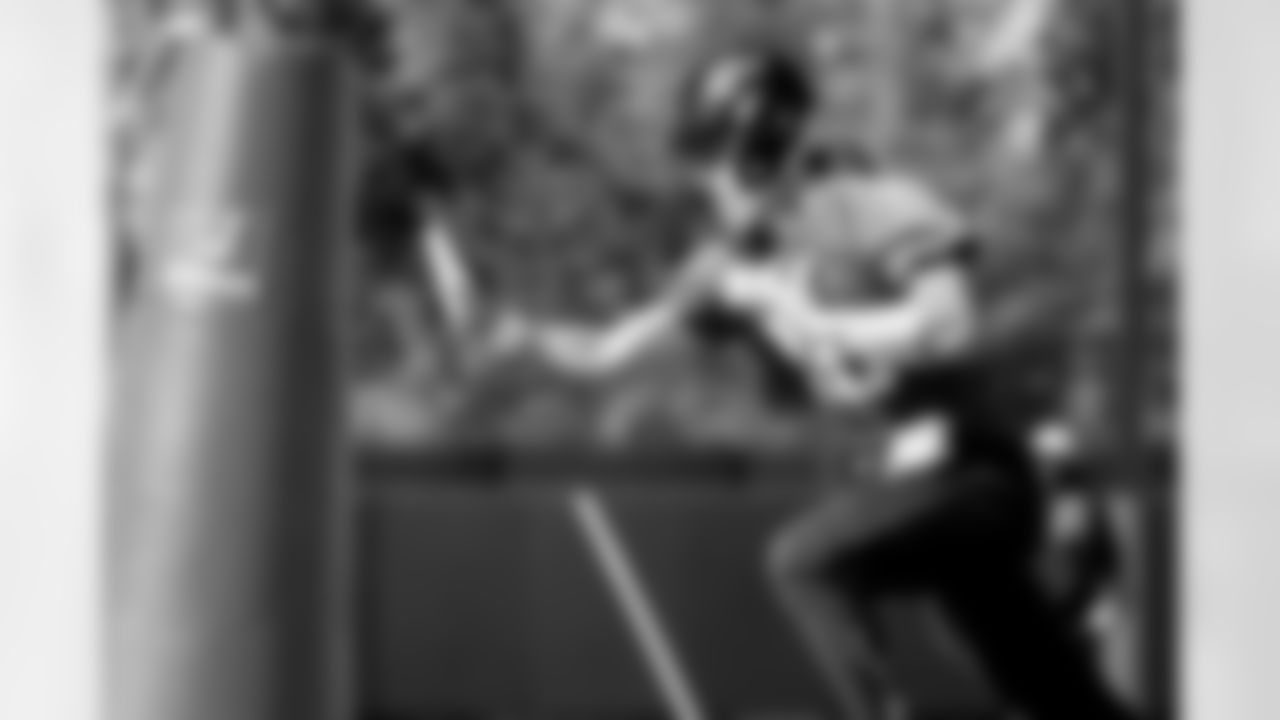 Jacksonville, Fla. — Jaguars quarterback Trevor Lawrence (16) during practice at the Miller Electric Center on January 1, 2026.