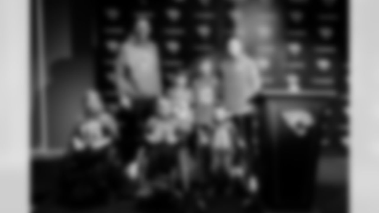 Jacksonville Jaguars vs Indianapolis Colts

EVP Tony Boselli and GM James Gladstone