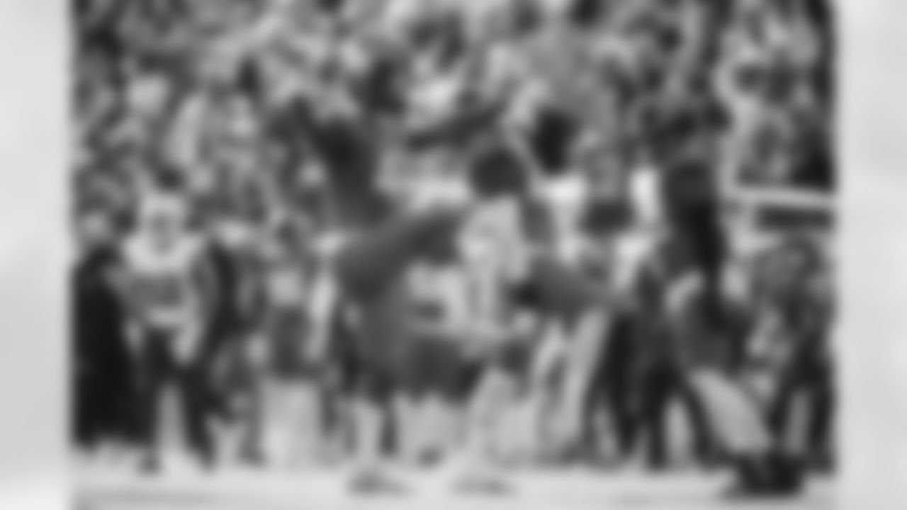 Jacksonville Jaguars vs Buffalo Bills
DE Josh Hines-Allen (41)