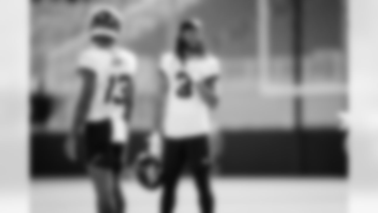 Jacksonville, Fla. — Jaguars wide receiver Jakobi Meyers (3) during practice at the Miller Electric Center on November 5, 2025.